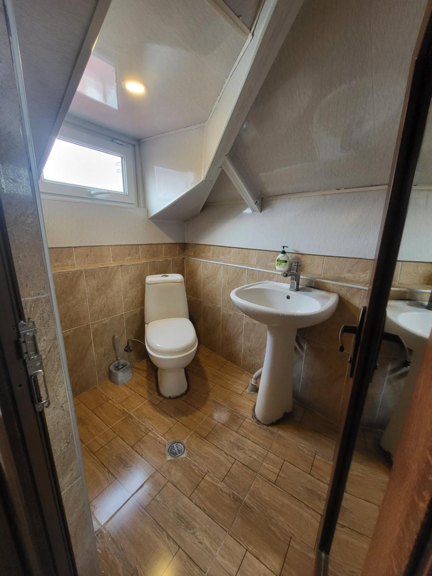 Guesthouse Sabina ティビリシ エクステリア 写真