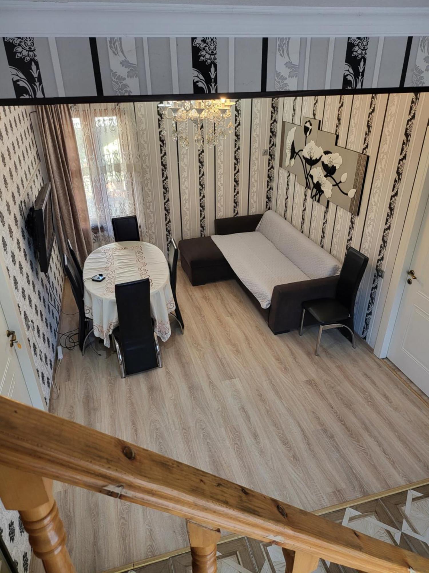 Guesthouse Sabina ティビリシ エクステリア 写真